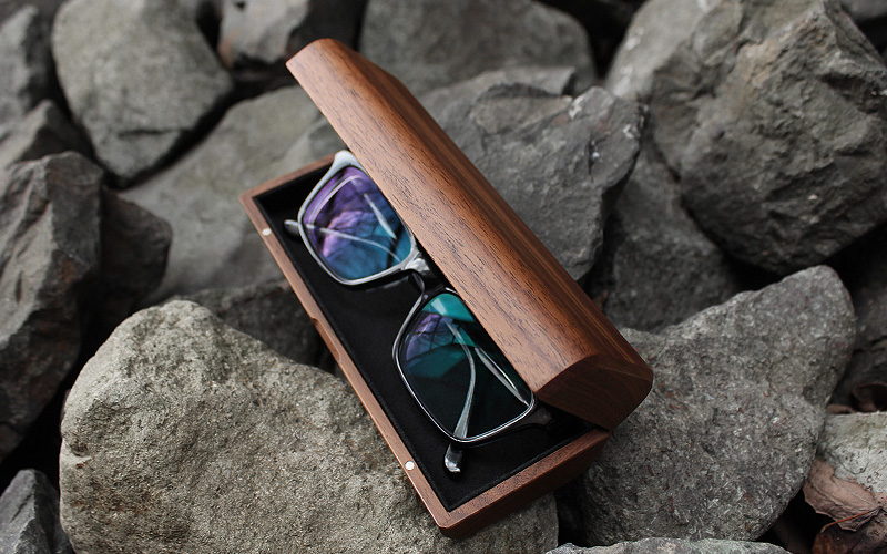 GlassesCase Classy | 名入れギフト・木製デザイン雑貨の直営店｜Hacoa