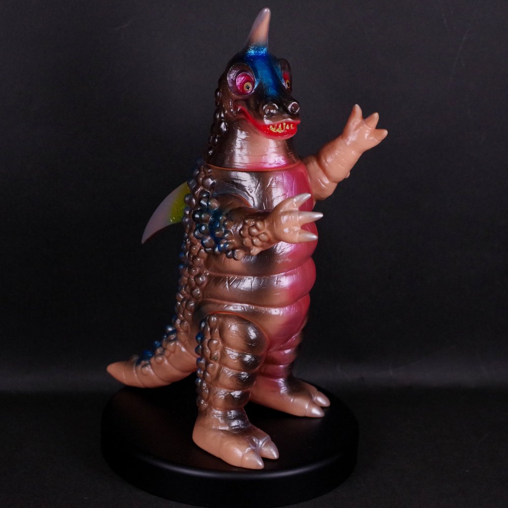 6月14日(金)より販売開始】【ブルマァク】ブラックギラス/レッドギラス