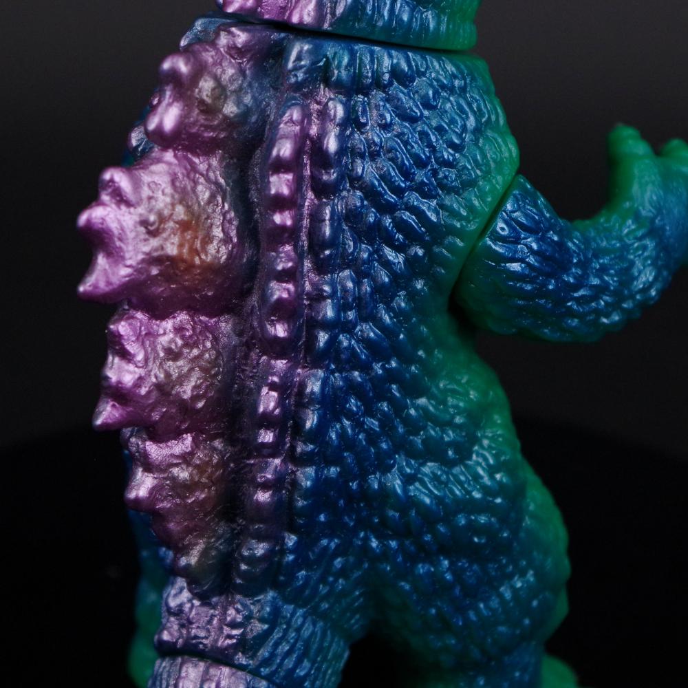 2月8日(日)11時より販売開始】【MAXTOY】ゴジラ(1964)＋モスラ幼虫