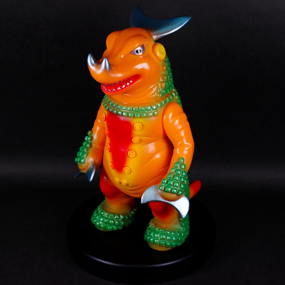 6月11日(日)11時より販売開始】【MAXTOY】からレッドキラー(オレンジ