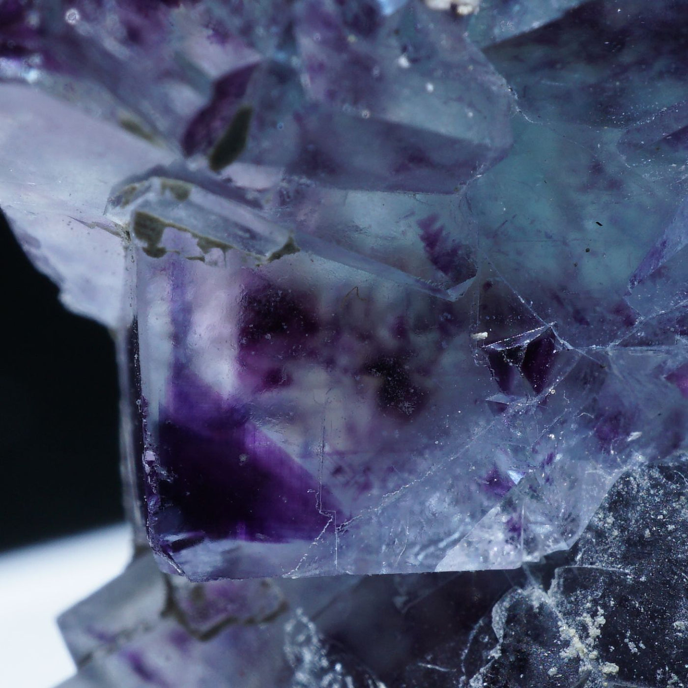 中国・内モンゴル産 フローライト – 天然石ハッピーギフト