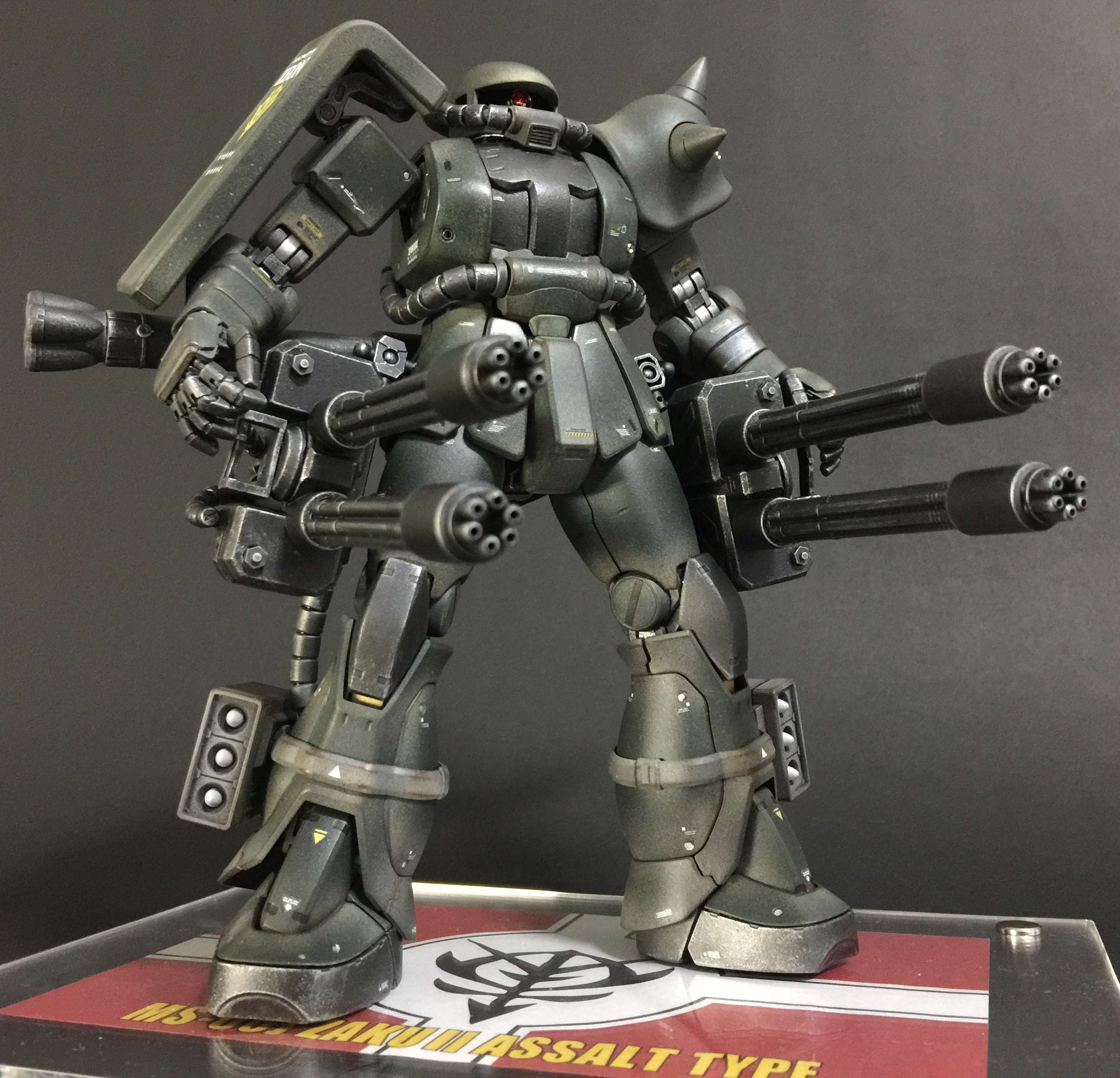 MS-06J 量産型ザクⅡ 強襲型 MG 1/100 ver.2.0完成 – Zang Dang ichi 残弾1