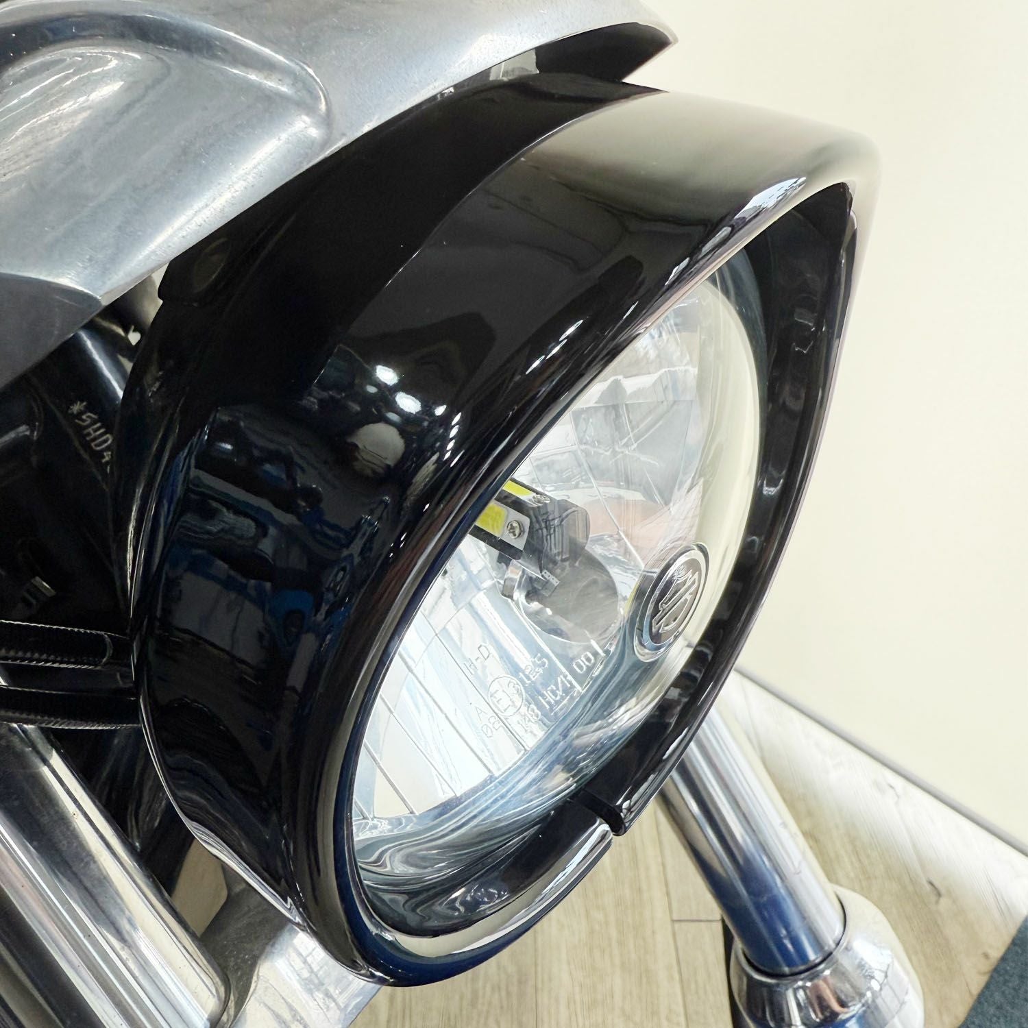 TC-FXソフテイル・ヘッドライト トリムリング｜ハーレーカスタムパーツ