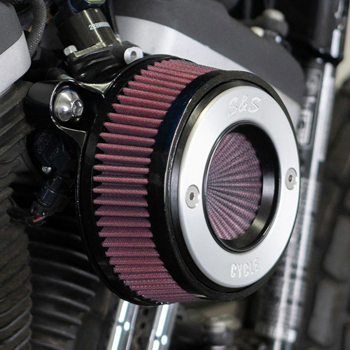 000000081717-01.jpg?size=m&w=