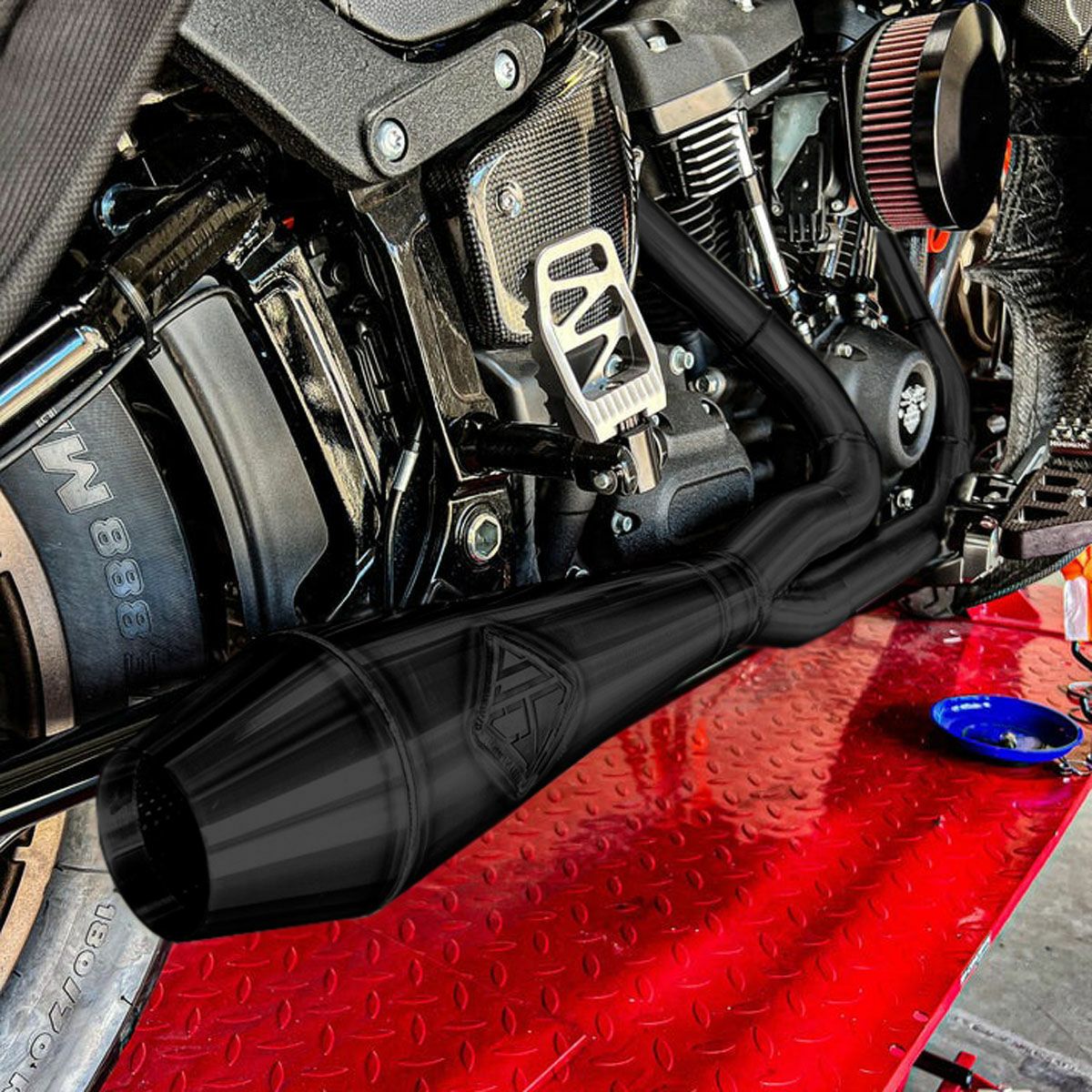 M8 ソフテイル ビッグボア フルエキゾーストマフラー (ブラック) SP