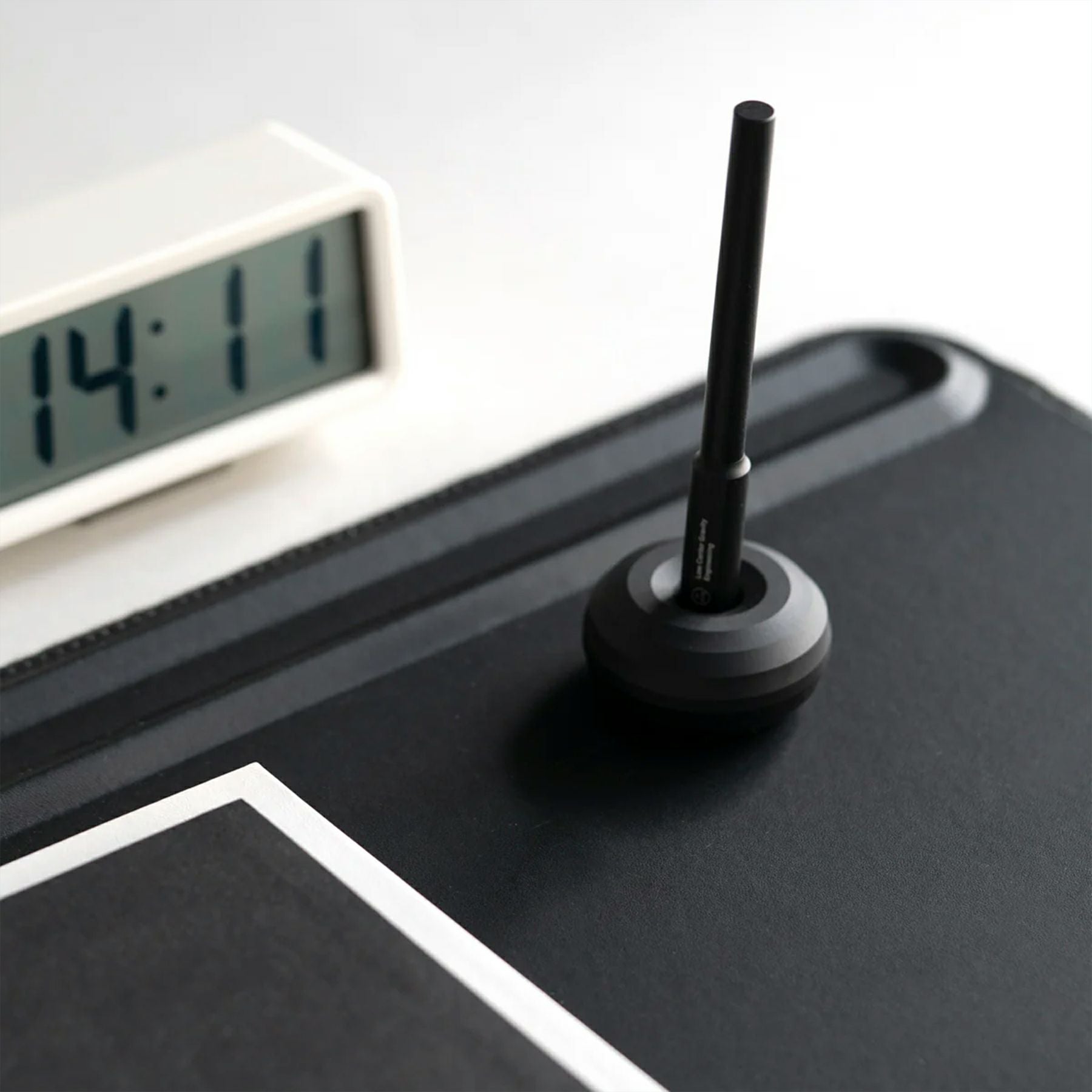 HMM エイチエムエム | ペーパーウェイト | HIGHTIDE（ハイタイド）公式