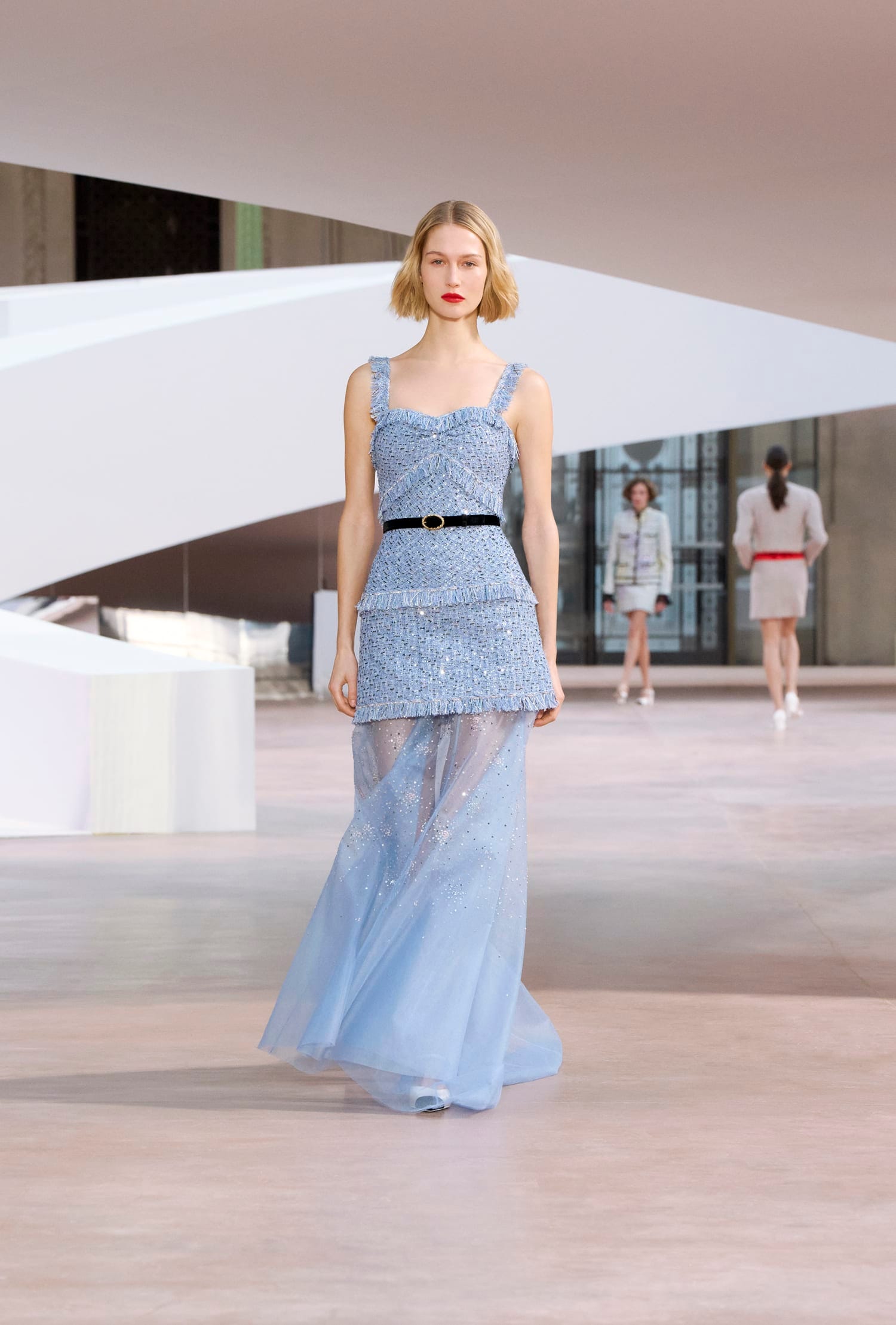 色彩と素材へのこだわりで魅了。シャネルが2025年春夏 オート