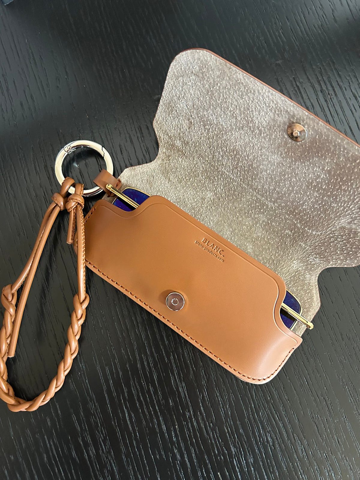 エディターズOKINI】薄い＆軽い＆おしゃれに持ち運べる！ 「ブラン」の