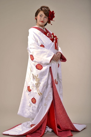 打掛・白無垢など和装のレンタル | 大阪本町 ウェディングドレス