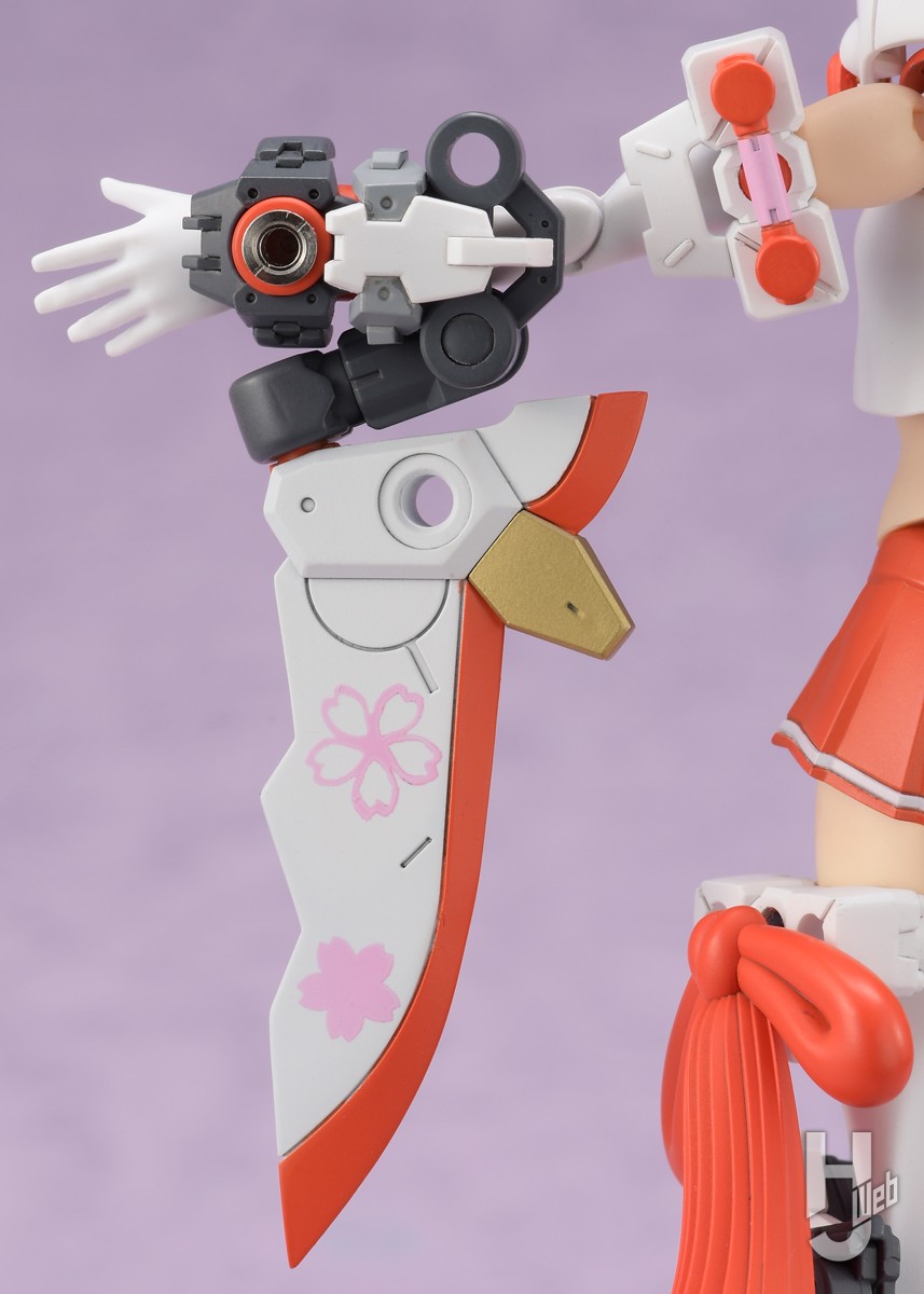 BUSTER DOLL ガンナー」を“和風巫女”スタイルに大改造！【メガミ