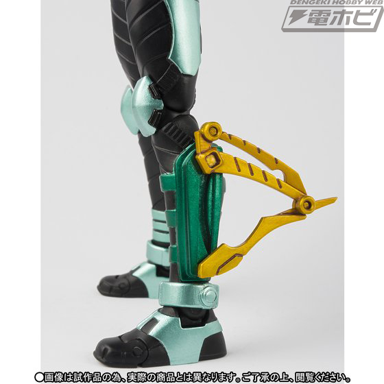 仮面ライダーカブト』S.H.Figuarts（真骨彫製法）キックホッパー