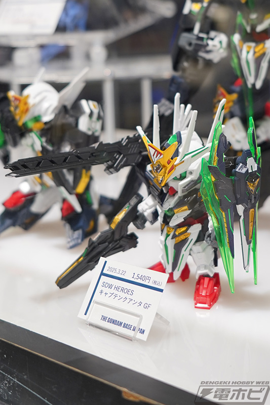 Zガンダム』ガンプラ「HG 1/144 サイコ・ガンダムMk-II」が展示