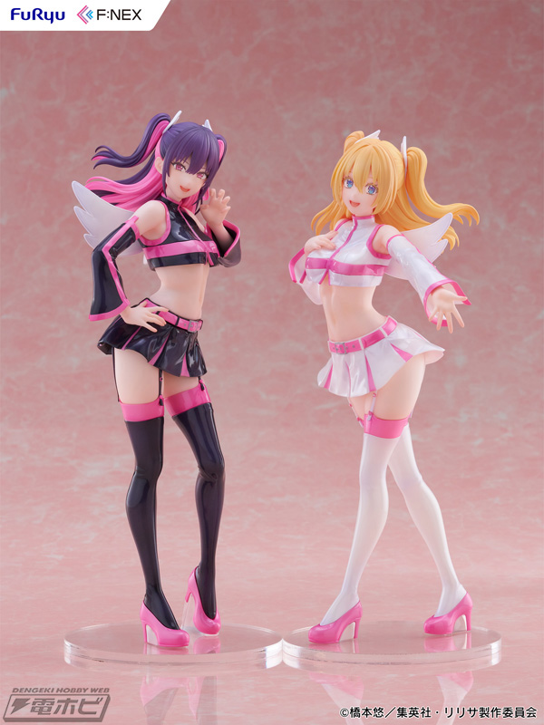 TVアニメ「2.5次元の誘惑」リリエル衣装の天乃リリサ＆ミリエラ衣装の