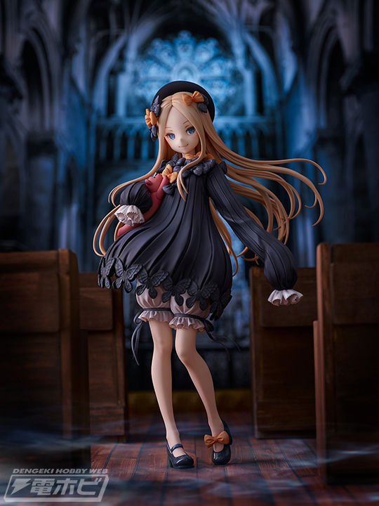 嬉しそうなアビーと照れくさそうなラヴィニアが手を繋ぐ姿も！『FGO