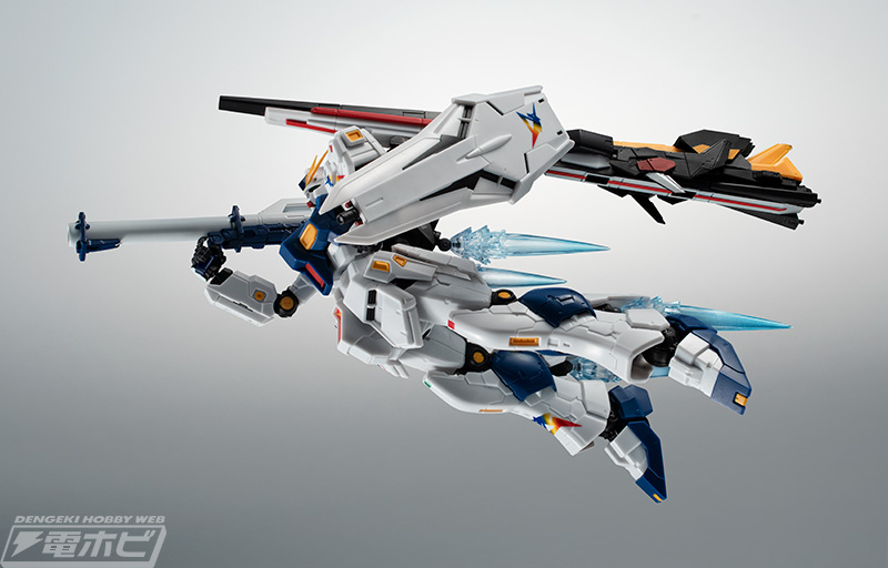 大迫力のファンネルソードエフェクトが付属！RX-93ff νガンダム用