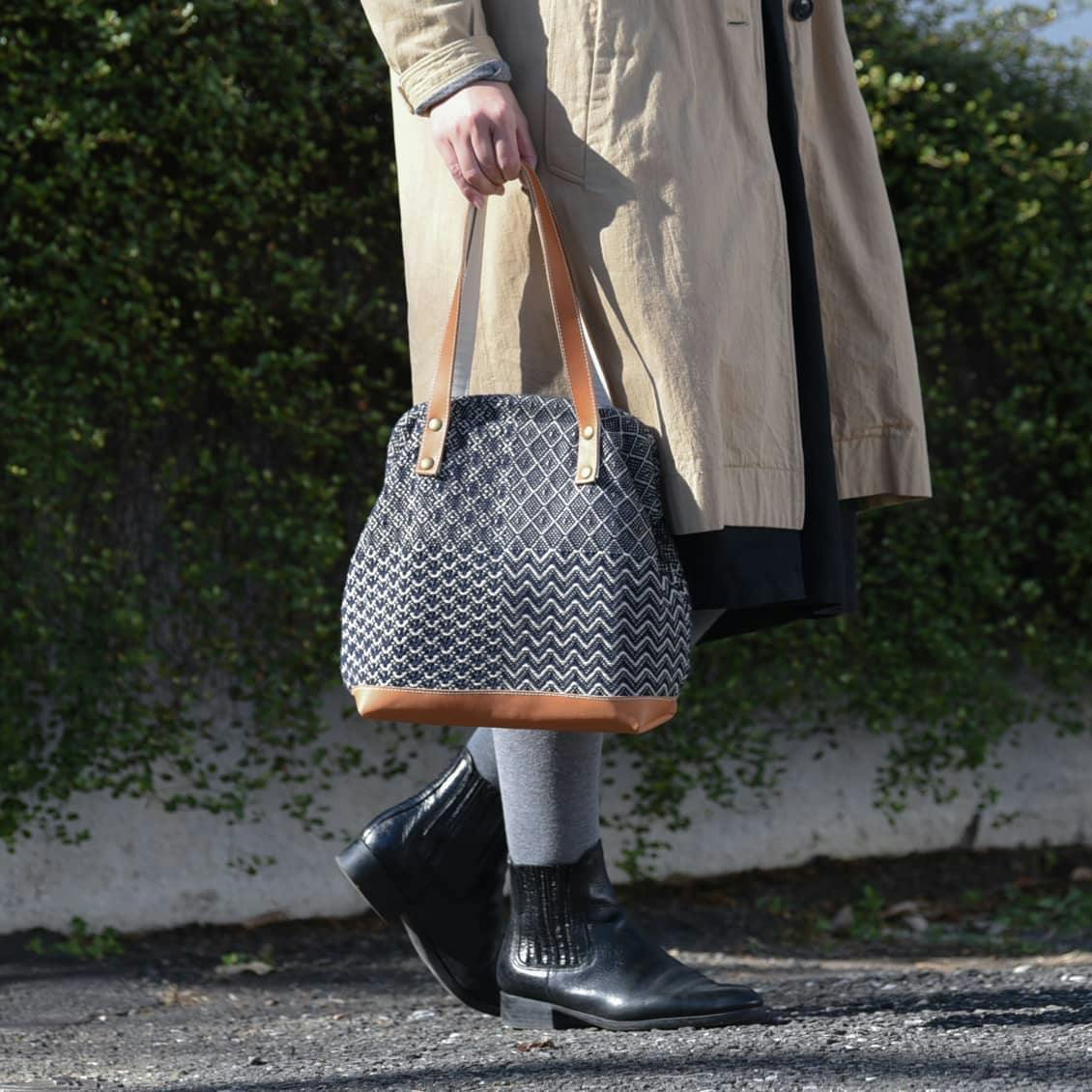 新商品】あたたかな風合いの手織り生地が人気のtrois tempsから、毎日