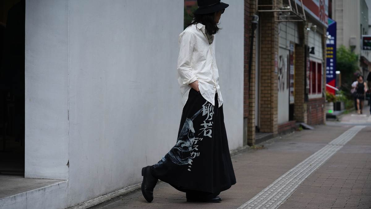 YOHJI YAMAMOTO【BLACK Scandal】Wisdom Flared Pants | HUES 福岡