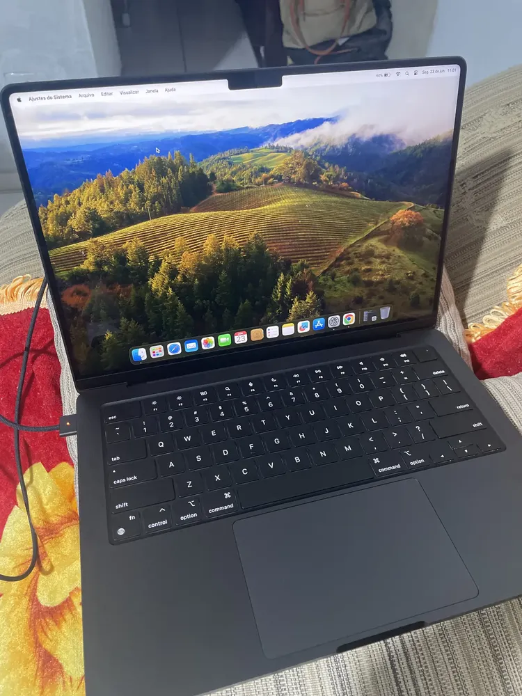 Apple MacBook Pro 14