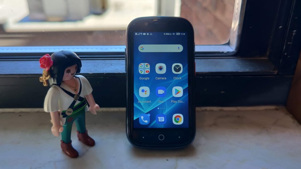 Unihertz Jelly 2 Review | PCMag