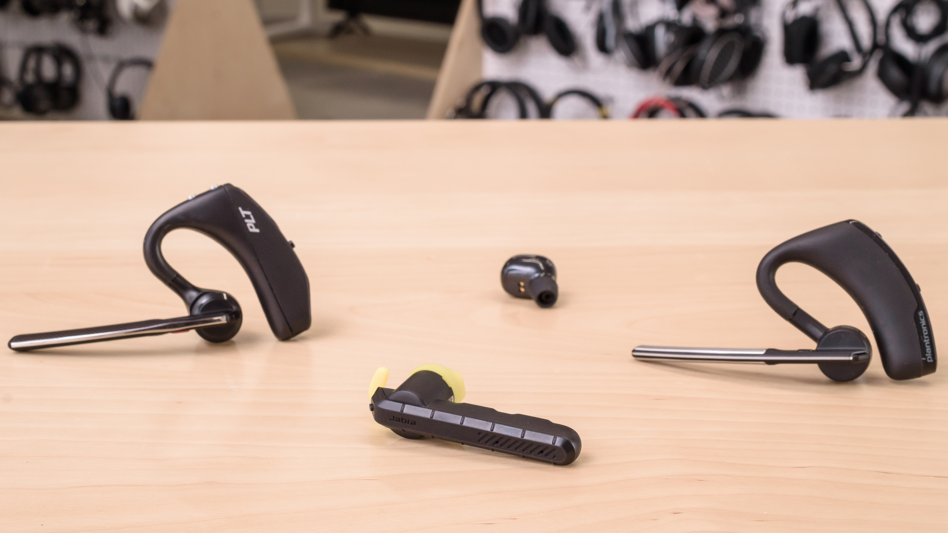 Jabra Steel Bluetooth Headset Review - RTINGS.com