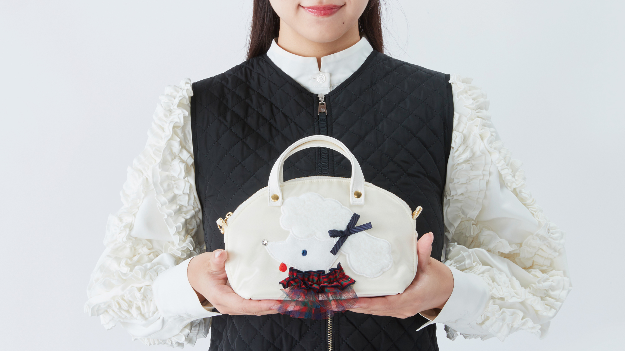 ミニバッグ〈Bibiy. × familiar〉 | ファミリア公式サイト