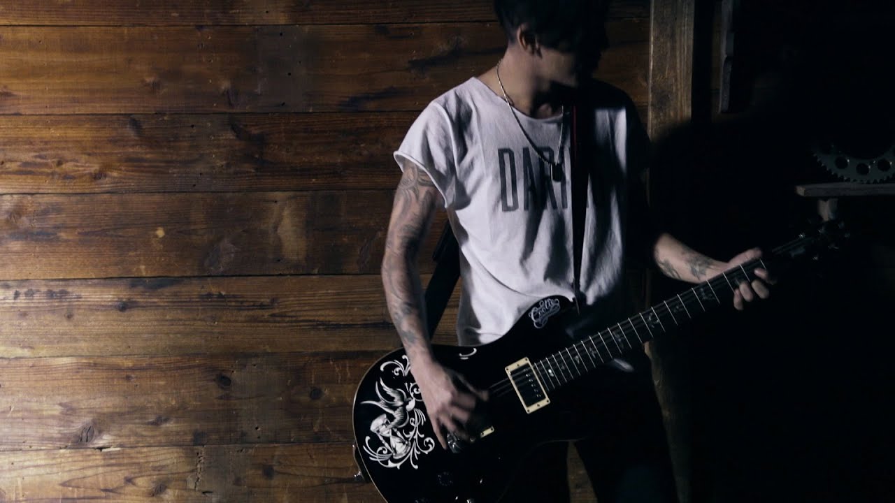 降谷建志｢Swallow Dive｣ - YouTube