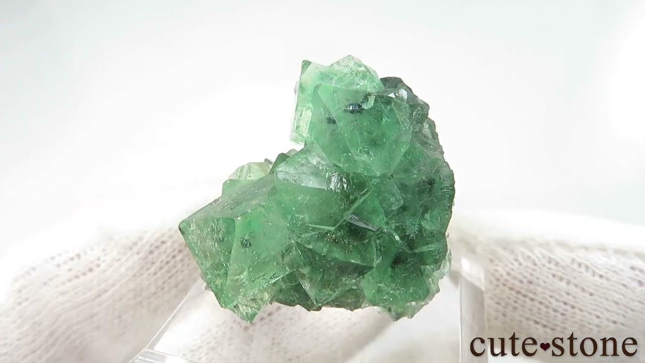 ペルー Milpo mine産 フローライト＆クォーツ＆パイライトの原石 No.1