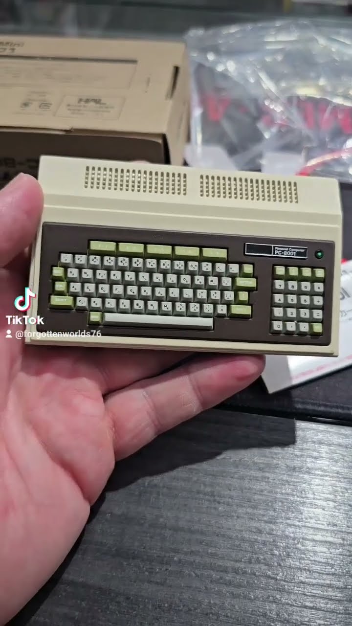 NEC PasocomMini PC-8001 mini computer from HAL Laboratories - YouTube