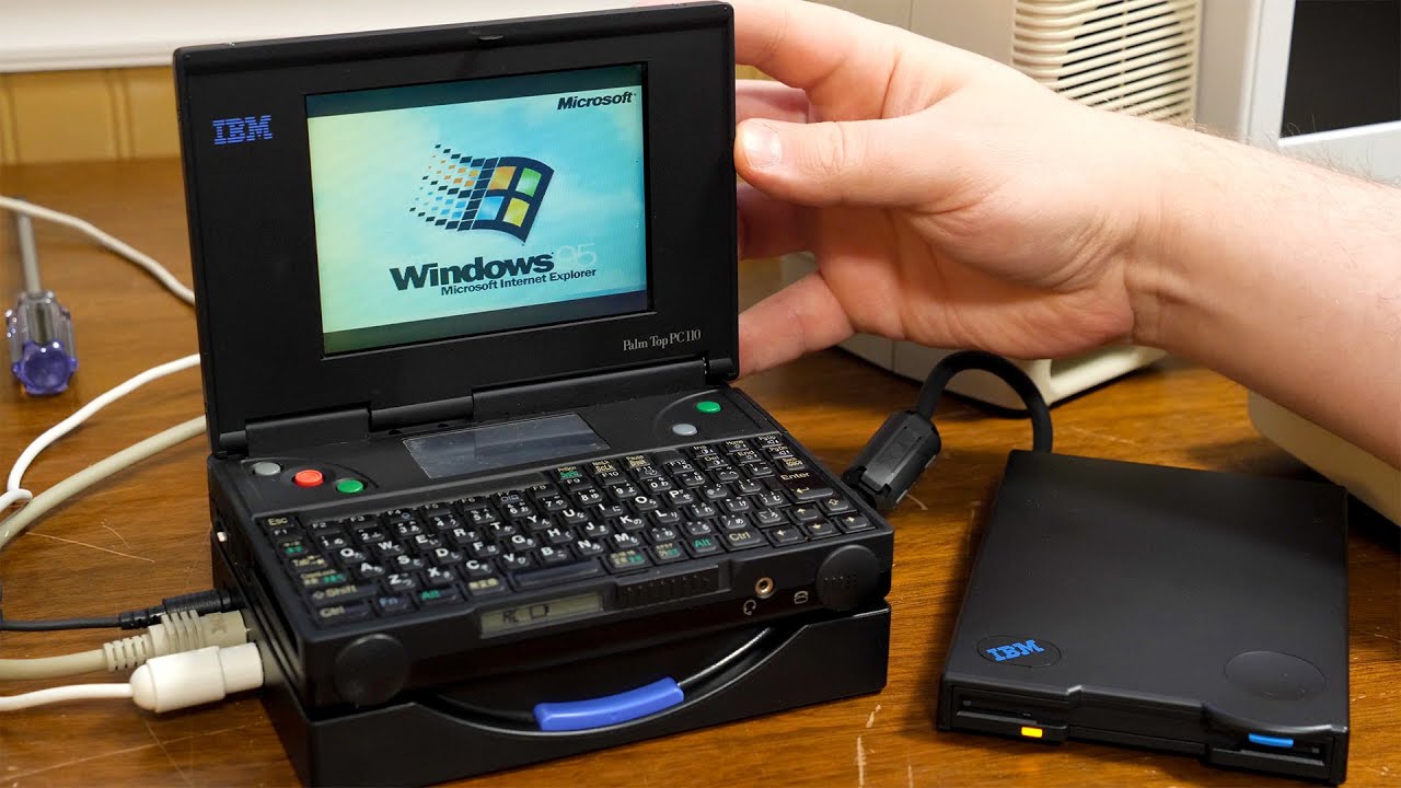 IBM's Palm Top PC 110 was the World's Smallest Windows PC in 1995