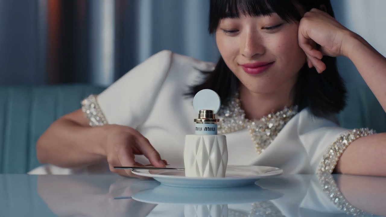 ミュウミュウ (miu miu) | フルール ドゥ レ オードパルファム
