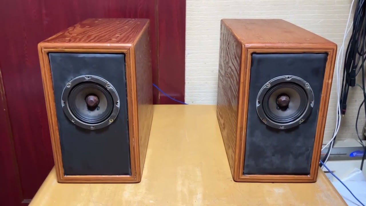 Audio preview video ALTEC/EV205-8A - YouTube