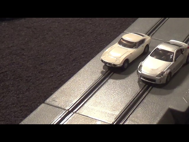 スロットカー】タカラトミー マイクロスロットカー 極小 机の上 レース