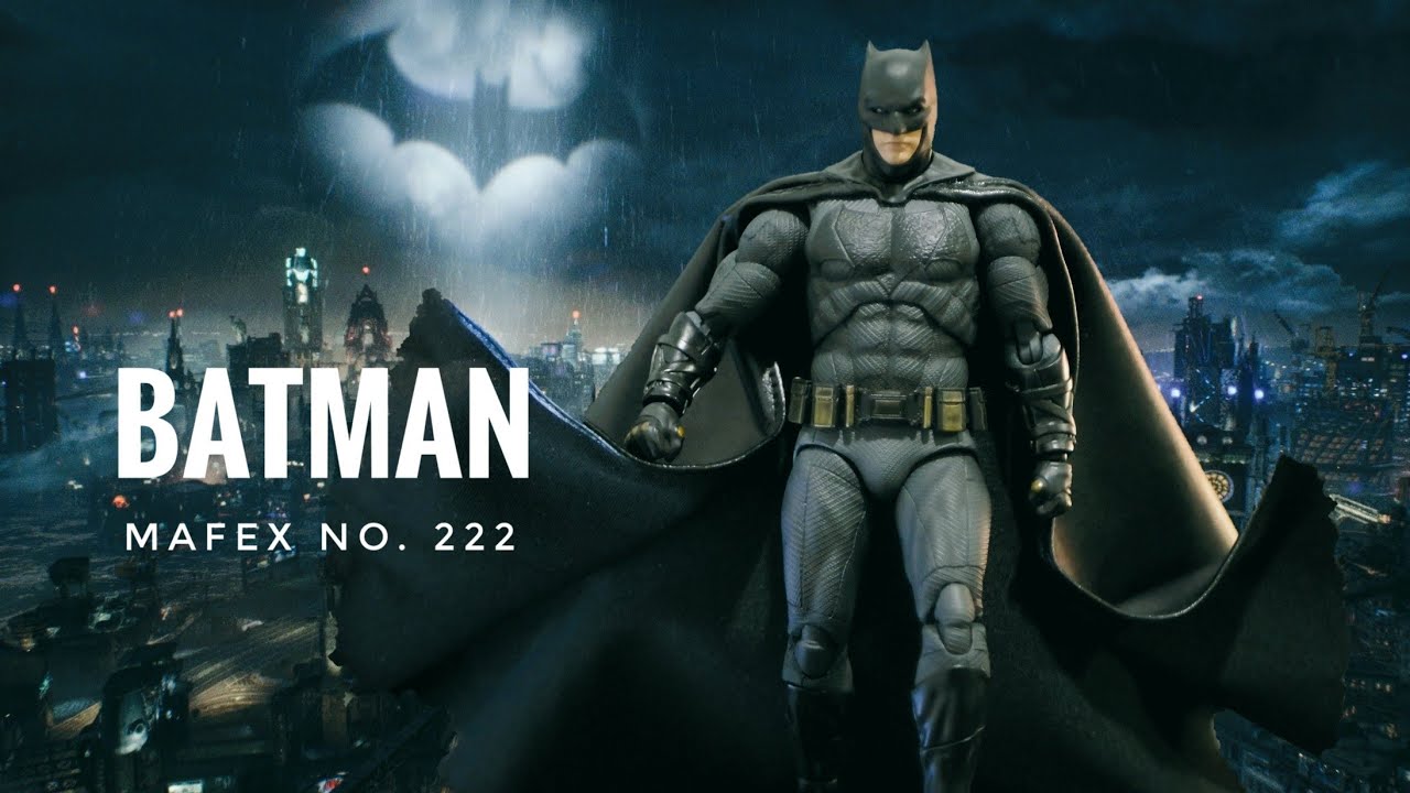 BATMAN Mafex No. 222 | Unboxing & First Impressions! 🦇 - YouTube