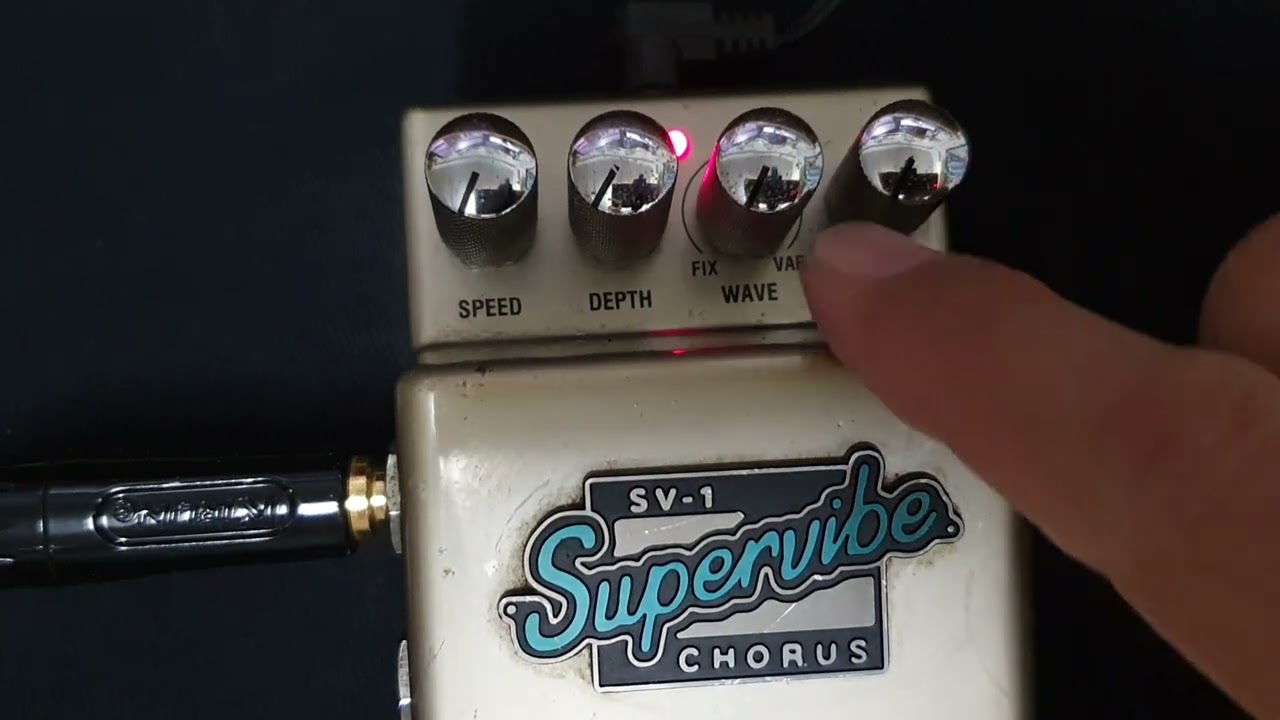 Marshall SV-1 Supervibe Chorus Demo - YouTube
