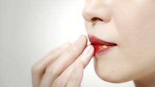 小町紅〉時を越えて受け継がれる紅花の口紅（18秒） - YouTube