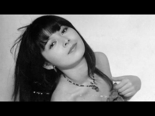 Too far away」水越恵子 - YouTube