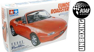 Eunos Roadster 1/24 Tamiya Unboxing - What's in the box? Mazda