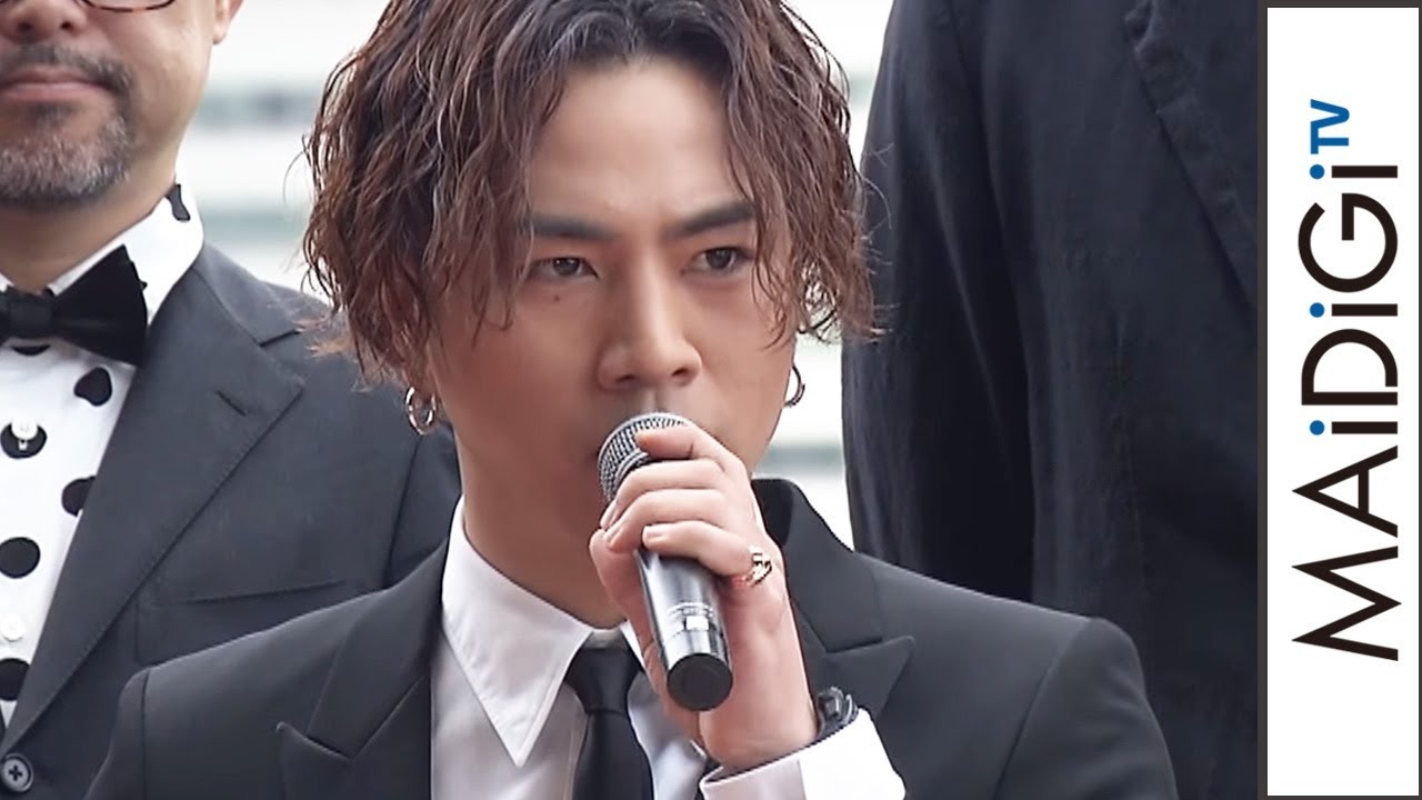 Tosaka Hiroomi calls his new song 