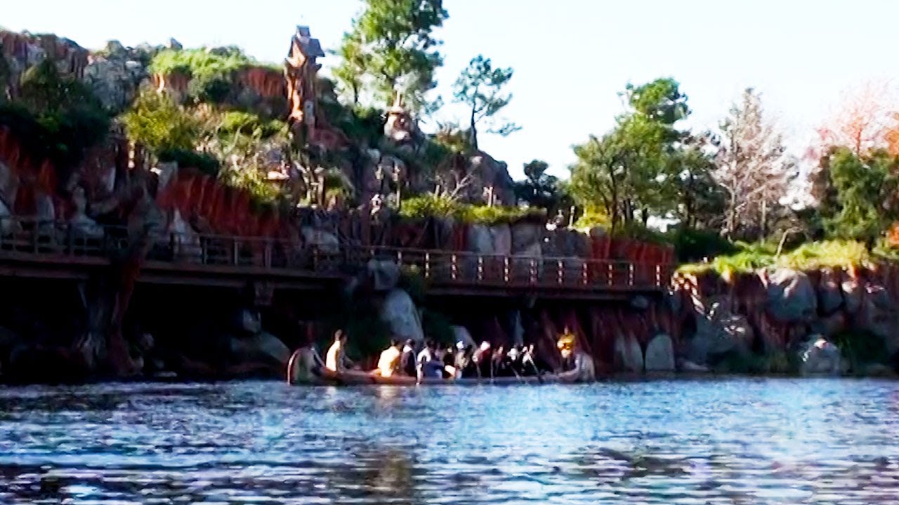 東京ディズニーランド “ ビーバーブラザーズのカヌー探検” ｜Beaver
