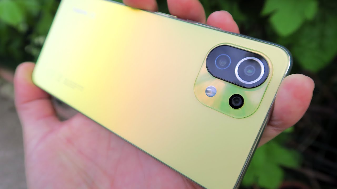 Xiaomi Mi 11 Lite 5G Review (Best Looking Midrange Phone of 2021