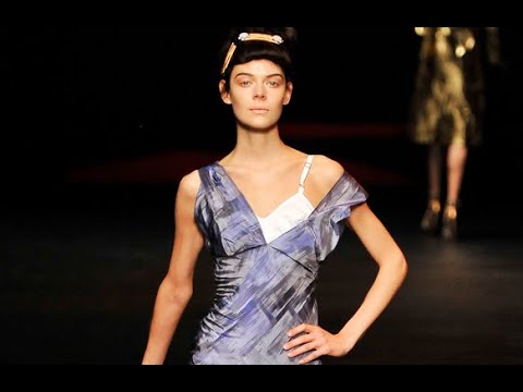 VIVIENNE WESTWOOD RED LABEL Spring 2009 London - Fashion Channel