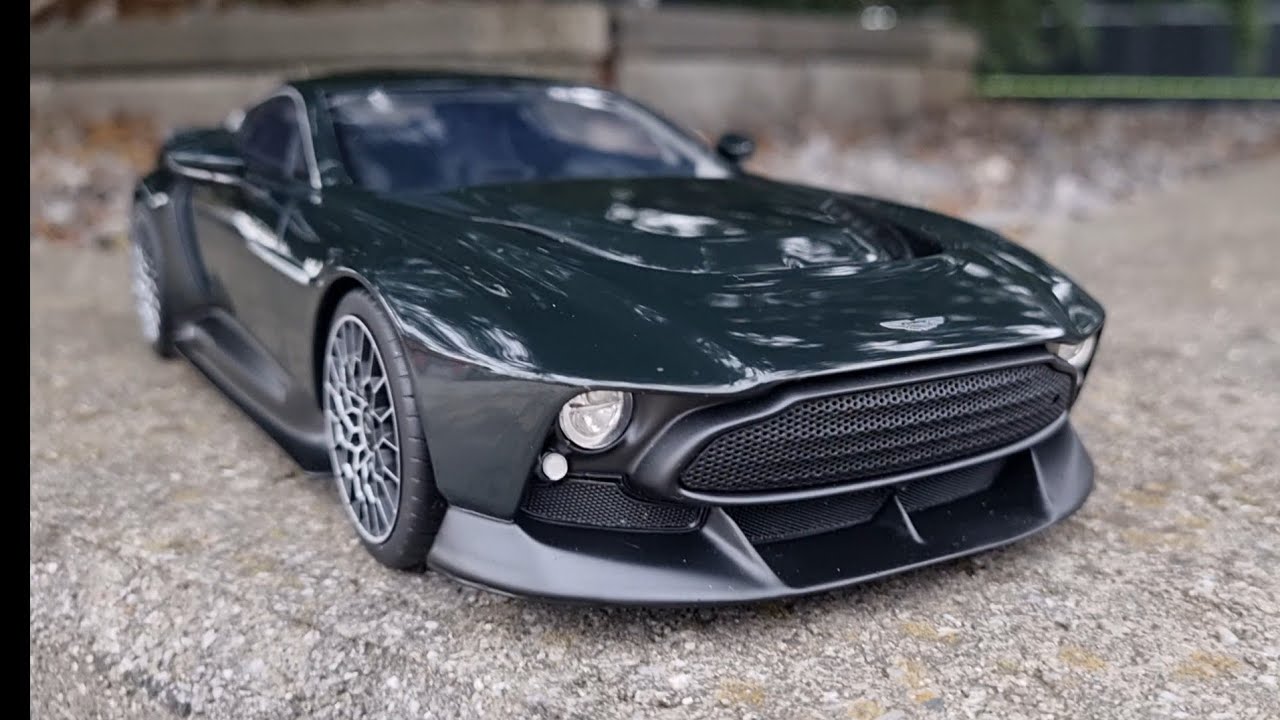 UNBOXING OF 1/18 ASTON MARTIN VICTOR- GT SPIRIT - YouTube