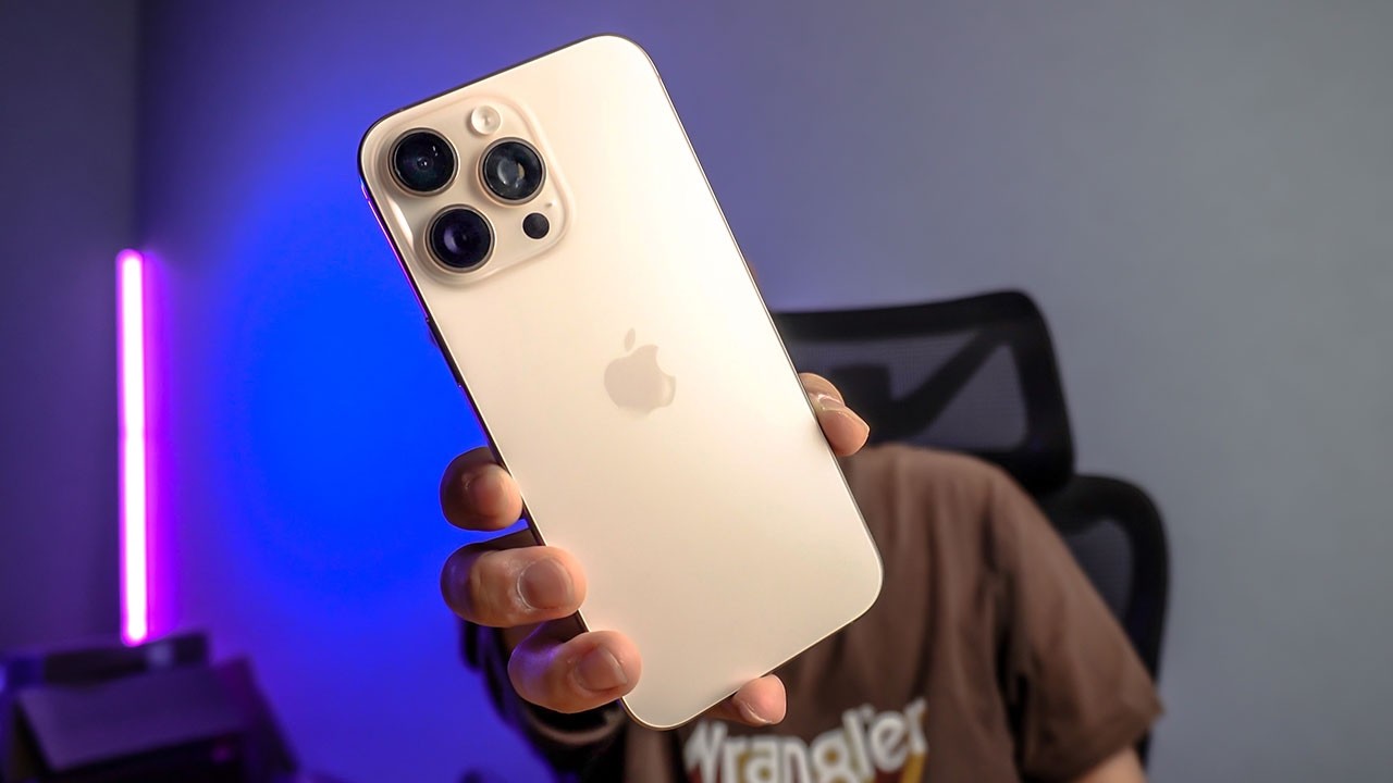 Shocking Video] What is the iPhone 16 Pro Max 1TB Desert Titanium