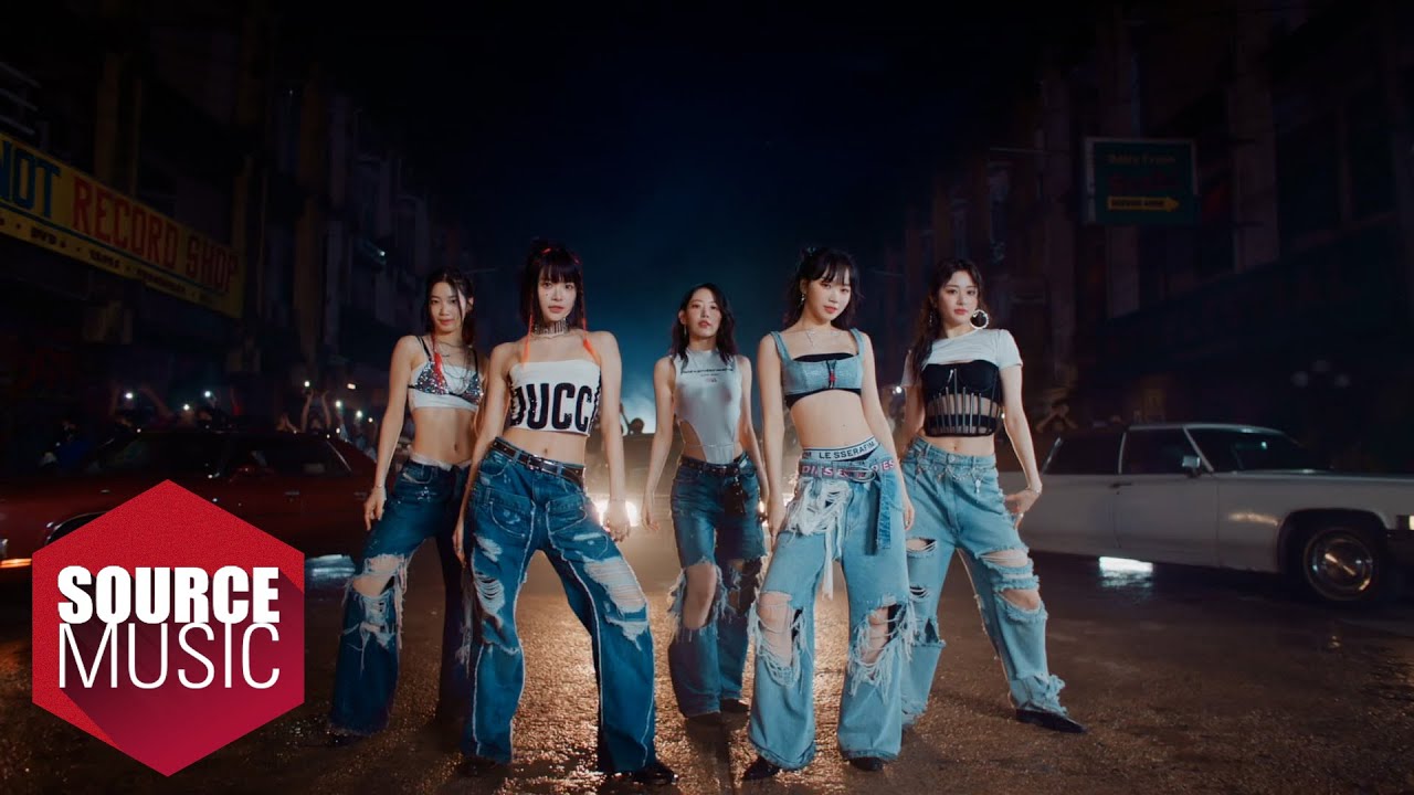 LE SSERAFIM (르세라핌) 'UNFORGIVEN (feat. Nile Rodgers)' OFFICIAL