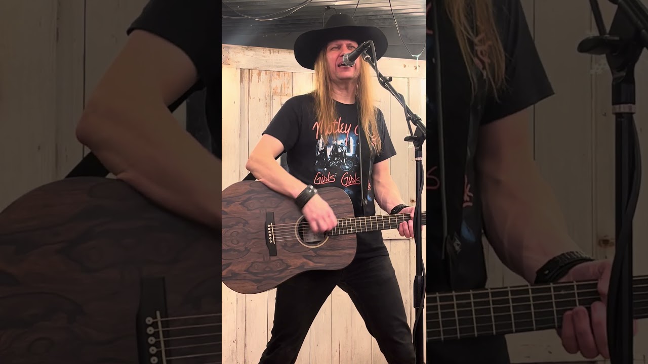 Dead End Town #shorts #singersongwriter #originalsong #music - YouTube