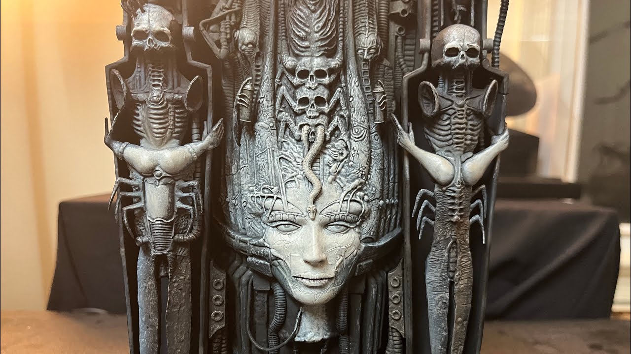 McFARLANE TOYS H.R. Giger Li II 2004 Art Statue Review - Art