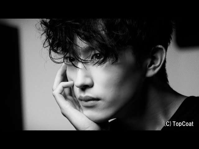 杉野遥亮、2024年カレンダー発売決定 モノクロでクールなショート映像