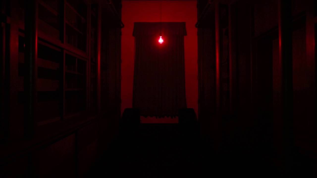 クリスチャン・ボルタンスキー《心臓音》 - YouTube