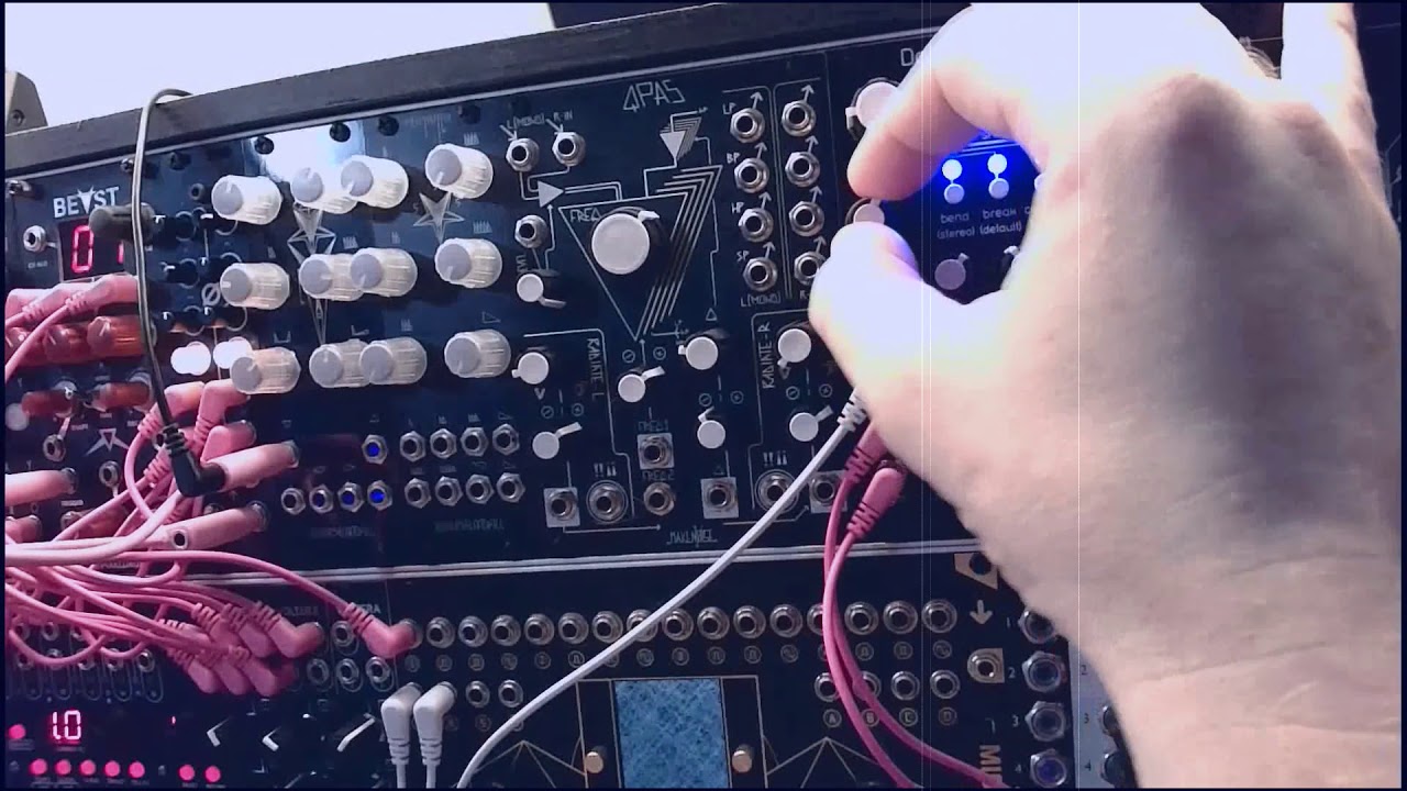 QU-Bit Data Bender | MUSIC STORE professional