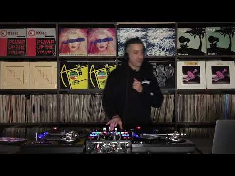 Beat Junkies: LIVE - YouTube